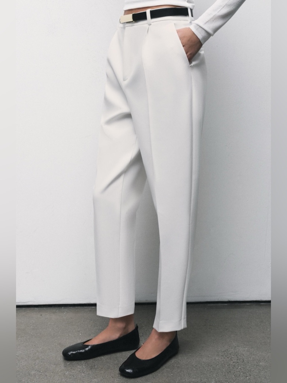 Zara Dress Pants Pleated White